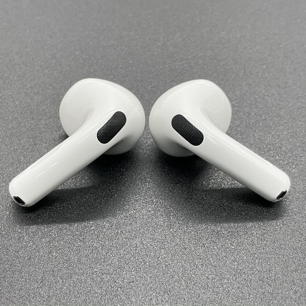 【中古】AirPods 4 MXP63J/A【秋葉原】 - Image 3