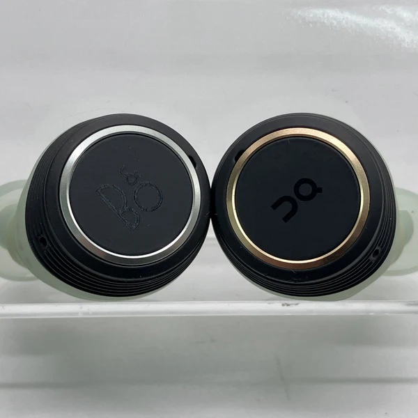 【中古】Beoplay E8 Sport On Edition Leaf Green【秋葉原】 - Image 3