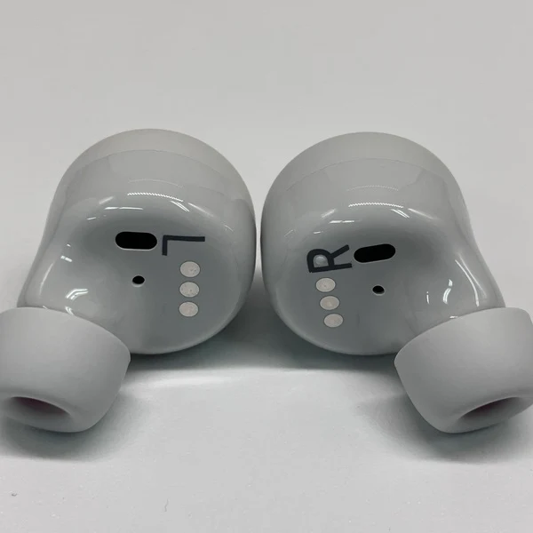 【中古】EchoBuds 第2世代（ワイヤレス非対応充電ケース）【日本橋】 - Image 2