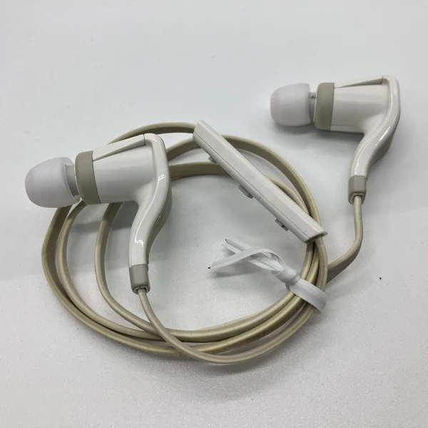 【中古】BackBeat GO2 ホワイト【秋葉原】 - Image 2