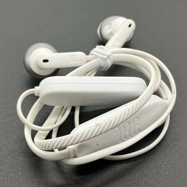 【中古】JBL TUNE215 BT【日本橋】