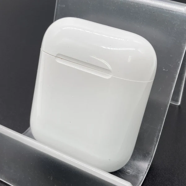 【中古】airpods充電ケース【秋葉原】 - Image 2