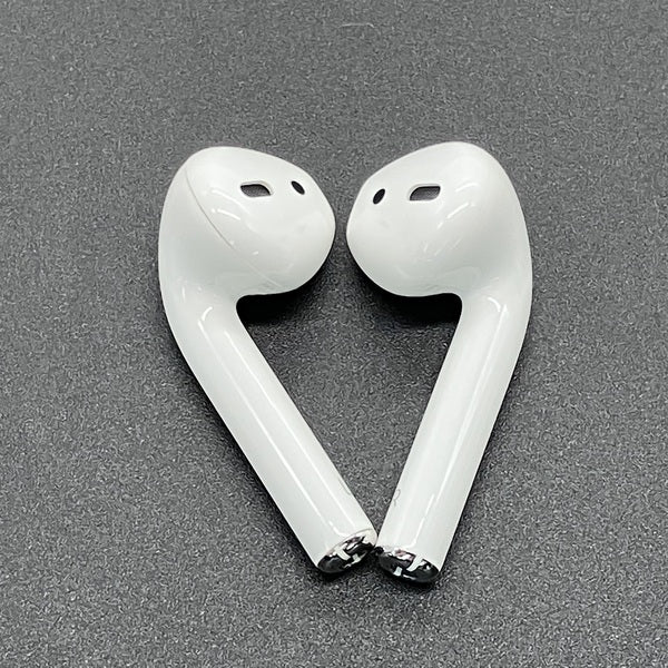 【中古】AirPods with Charging Case MV7N2J/A【秋葉原】 - Image 4