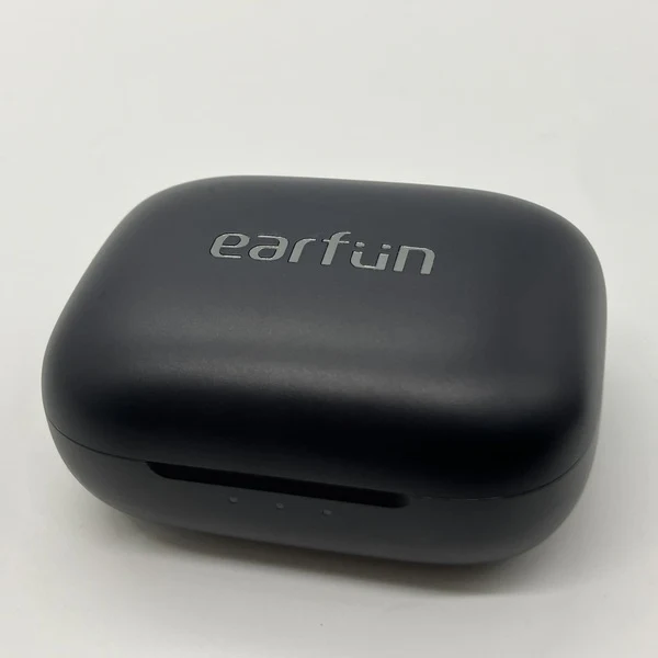 【中古】Air Pro 4 - Black【秋葉原】 - Image 2