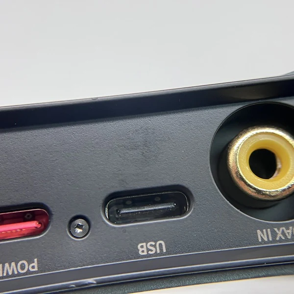 【中古】Q15 Titanium 【FIO-Q15-T】【秋葉原】 - Image 7