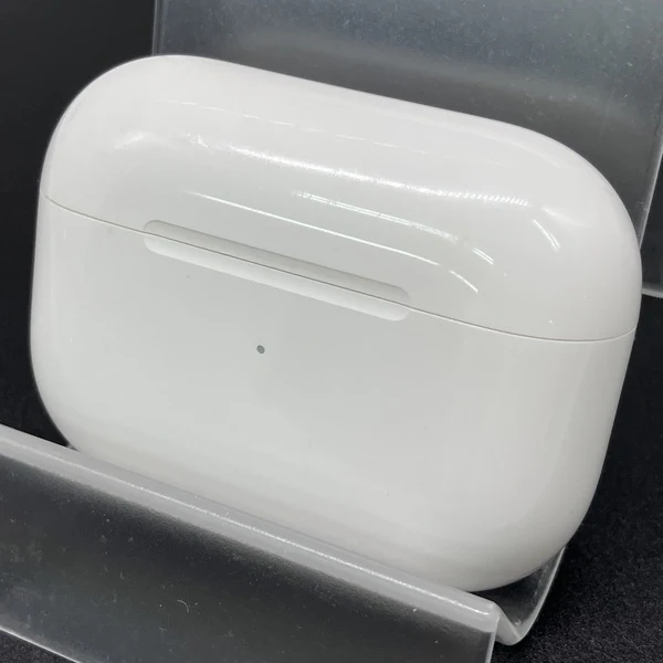 【中古】AirPods Pro 充電ケース【秋葉原】 - Image 2