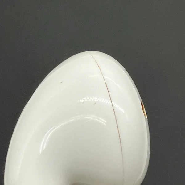 【中古】AirPods with Charging Case MV7N2J/A【秋葉原】 - Image 8