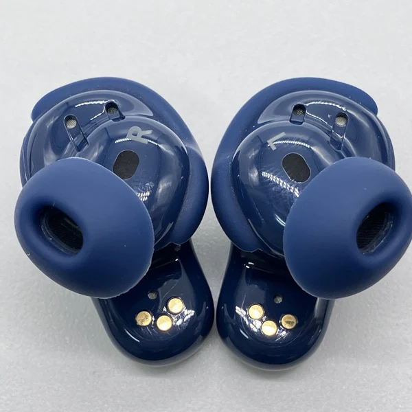 【中古】QuietComfort Ultra Earbuds LUNAR BLUE【秋葉原】 - Image 4