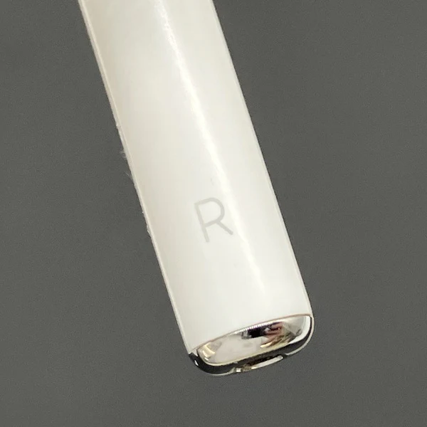 【中古】AirPods with Charging Case MV7N2J/A【秋葉原】 - Image 8