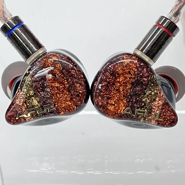 【中古】PERFORMER 8【名古屋】