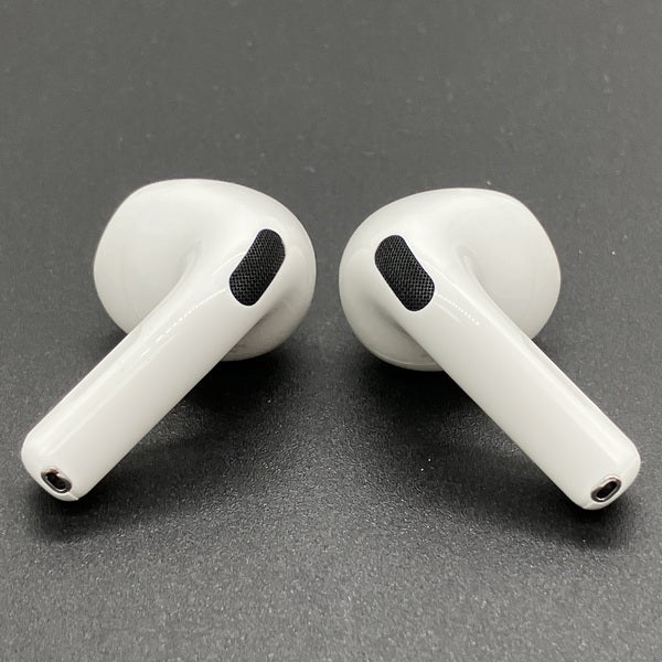 【中古】AirPods 4 MXP63J/A【秋葉原】 - Image 3