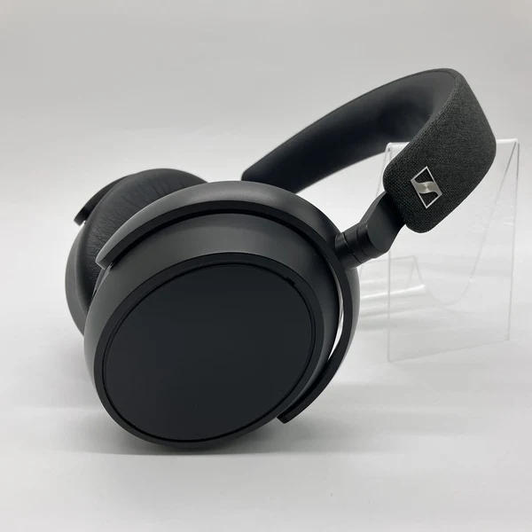 【中古】MOMENTUM 4 Wireless ブラック 【M4AEBT BLACK】【秋葉原】 - Image 2