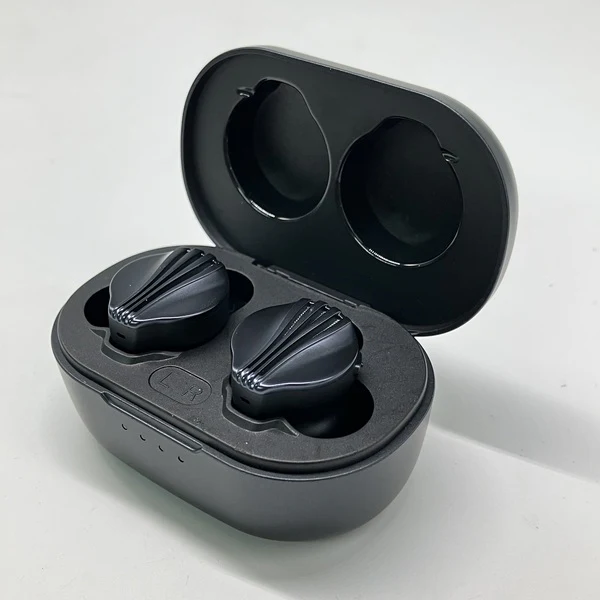 【中古】FW5 【FIO-FW5-B】【秋葉原】