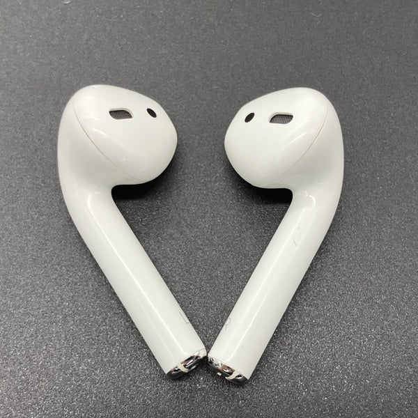 【中古】AirPods with Wireless Charging Case  MRXJ2J-A【秋葉原】 - Image 4