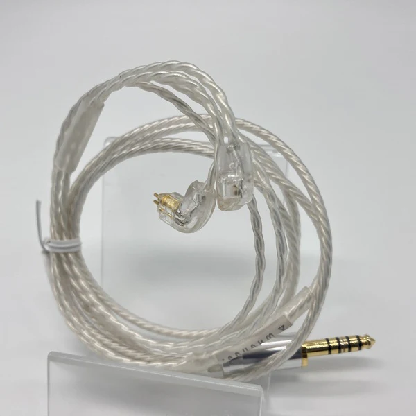【中古】Meridian Q 4.4mm 5極 Custom 2pin type【秋葉原】