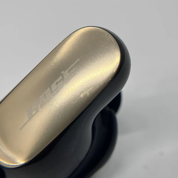【中古】Quietcomfort Ultra Earbuds 2nd Gen DESERT GOLD【秋葉原】 - Image 6