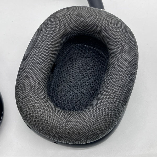 【中古】AirPods Max(USB-C) MWW43ZA/A ミッドナイト【日本橋】 - Image 3