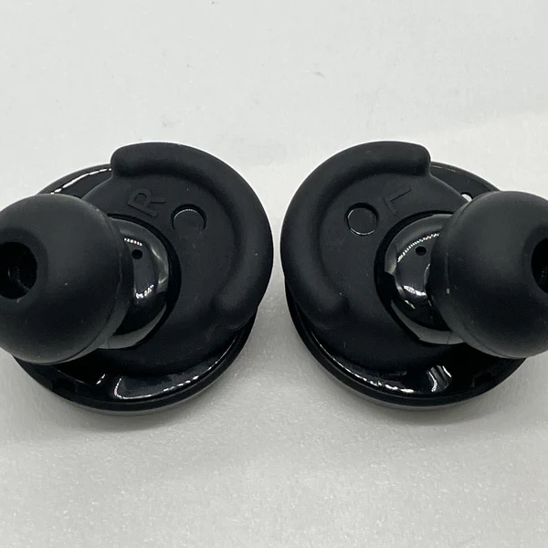 【中古】PerL True Wireless Earbuds ブラック【AHC10PLBKEM】【名古屋】 - Image 4