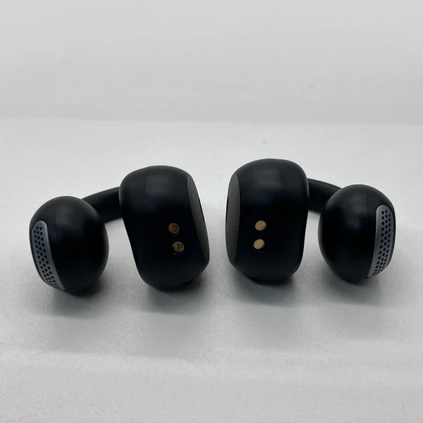【中古】TAQ2000 ブラック イヤーカフ型ワイヤレスイヤホン  【TAQ2000BK/97】【秋葉原】 - Image 2