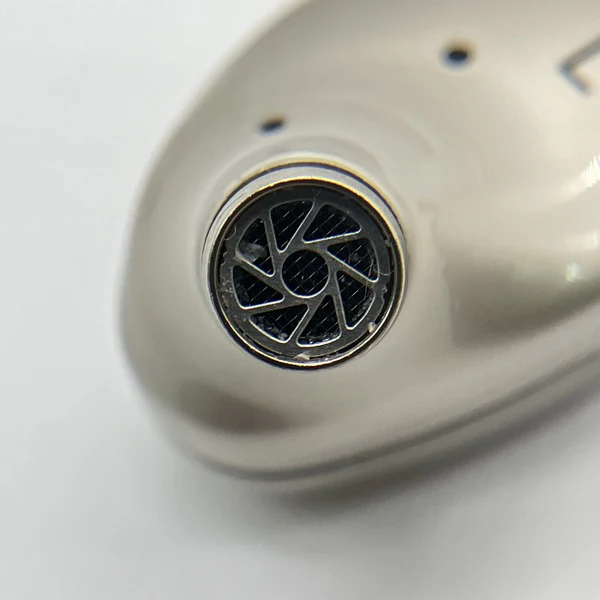 【中古】Que【日本橋】 - Image 5